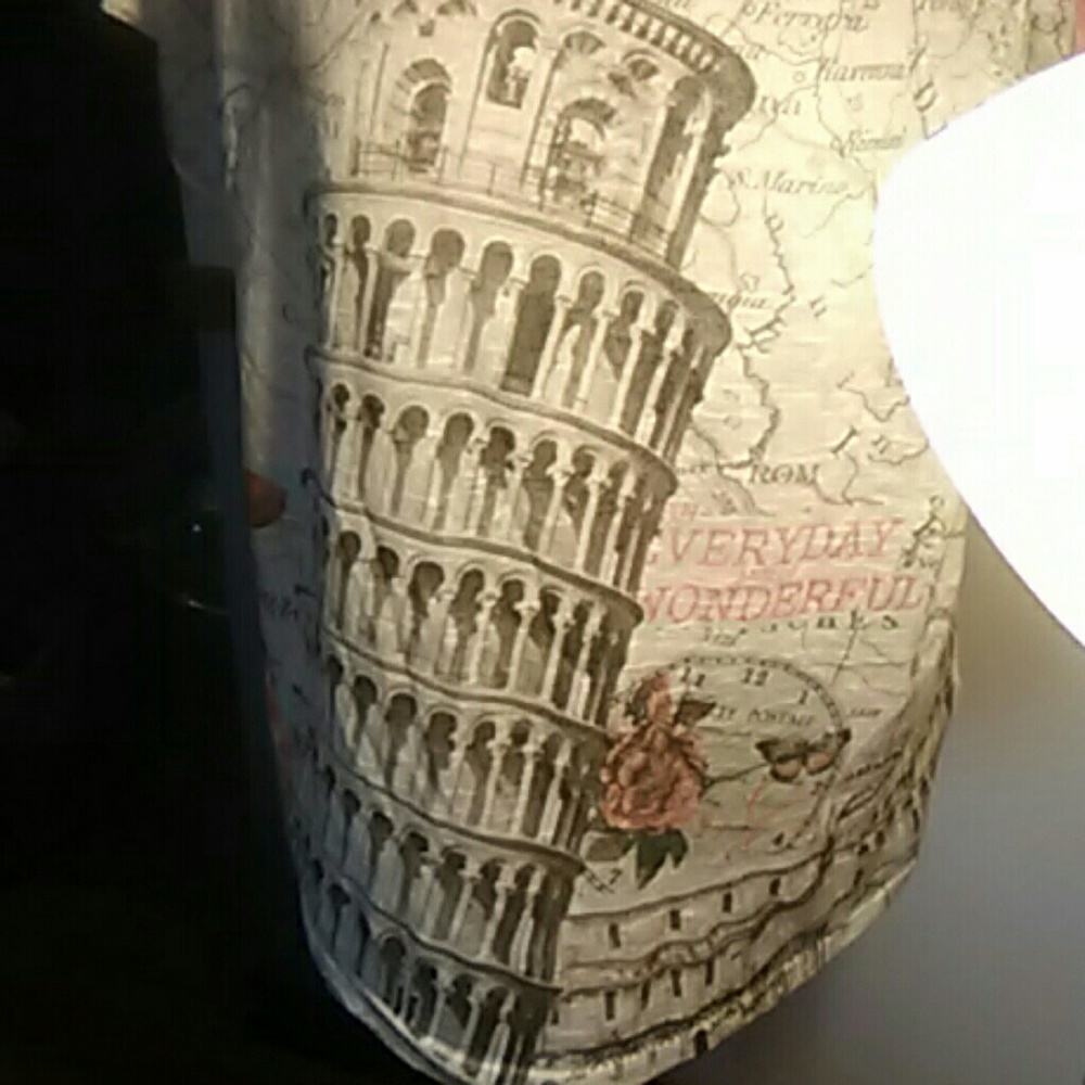 Bella Pisa Italy top. Made in Italy